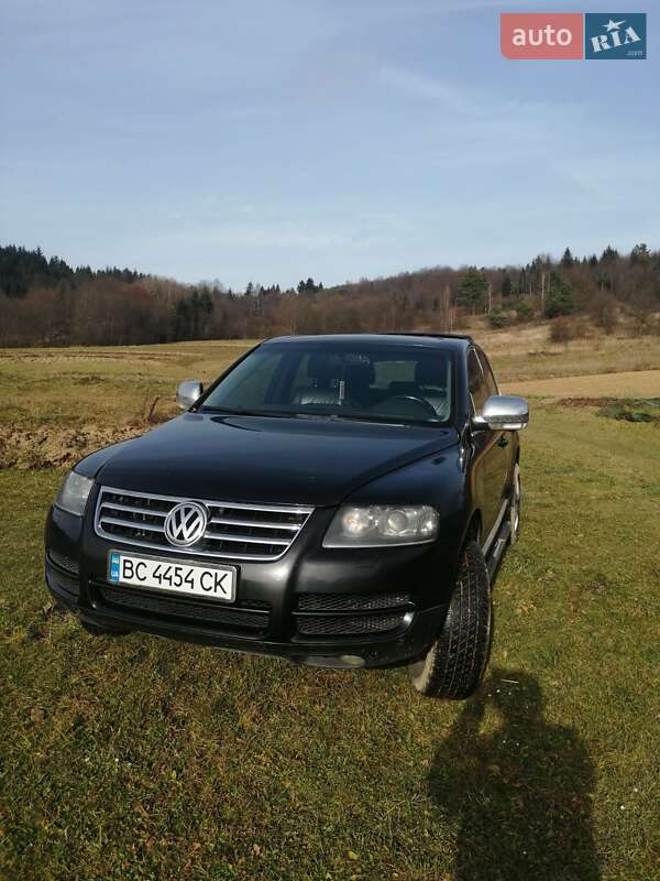 Внедорожник / Кроссовер Volkswagen Touareg 2005 в Львове