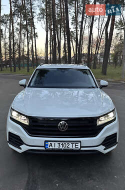 Внедорожник / Кроссовер Volkswagen Touareg 2018 в Черкассах