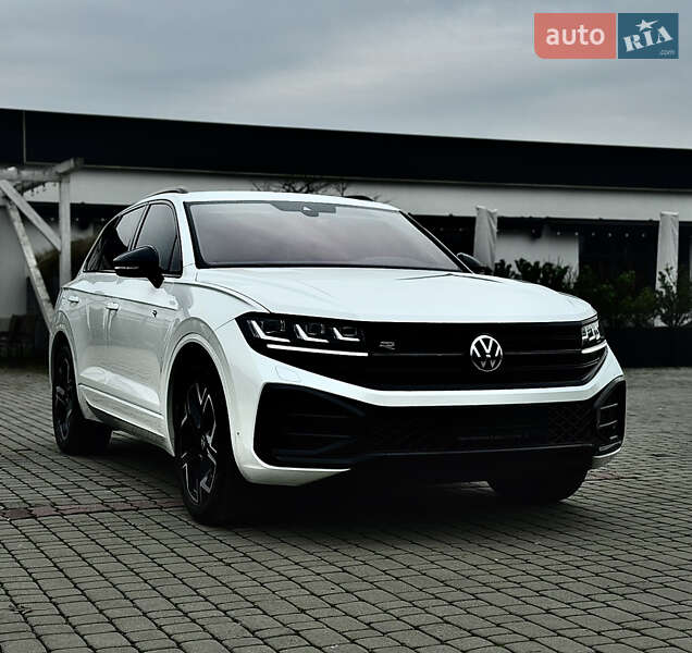 Внедорожник / Кроссовер Volkswagen Touareg 2024 в Иршаве