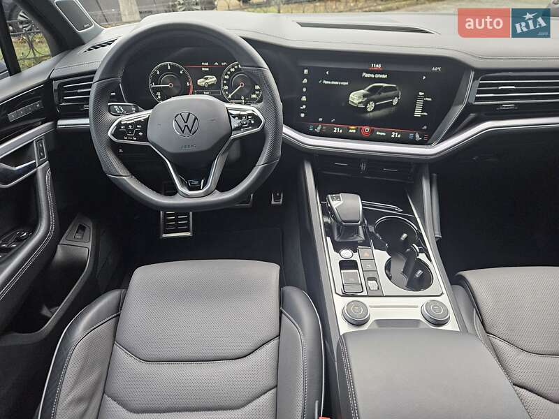 Внедорожник / Кроссовер Volkswagen Touareg 2023 в Киеве
