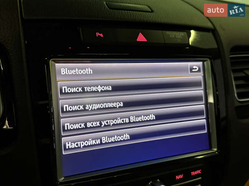 Внедорожник / Кроссовер Volkswagen Touareg 2014 в Одессе