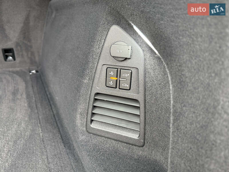 Внедорожник / Кроссовер Volkswagen Touareg 2021 в Ровно