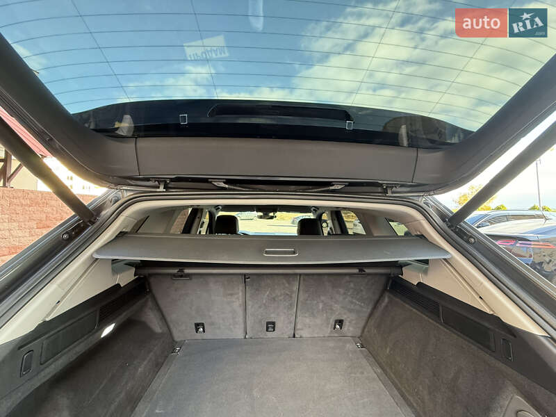 Внедорожник / Кроссовер Volkswagen Touareg 2018 в Одессе