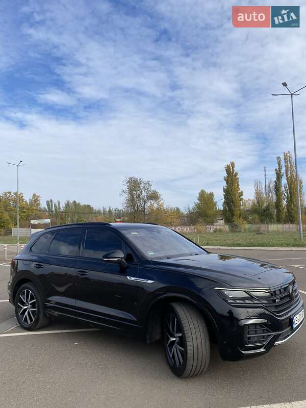 Внедорожник / Кроссовер Volkswagen Touareg 2018 в Кривом Роге