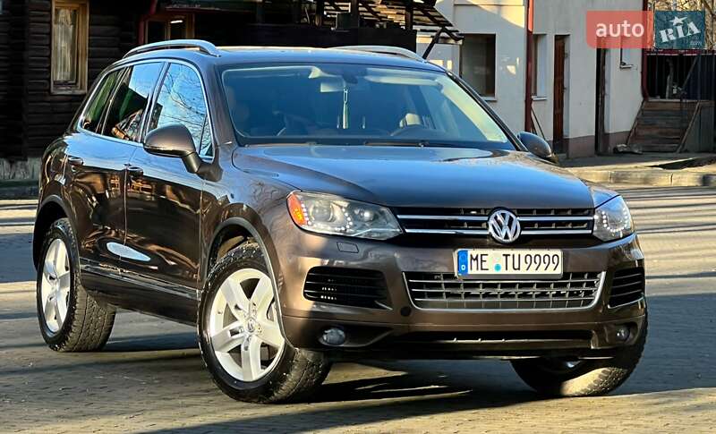 Внедорожник / Кроссовер Volkswagen Touareg 2012 в Трускавце