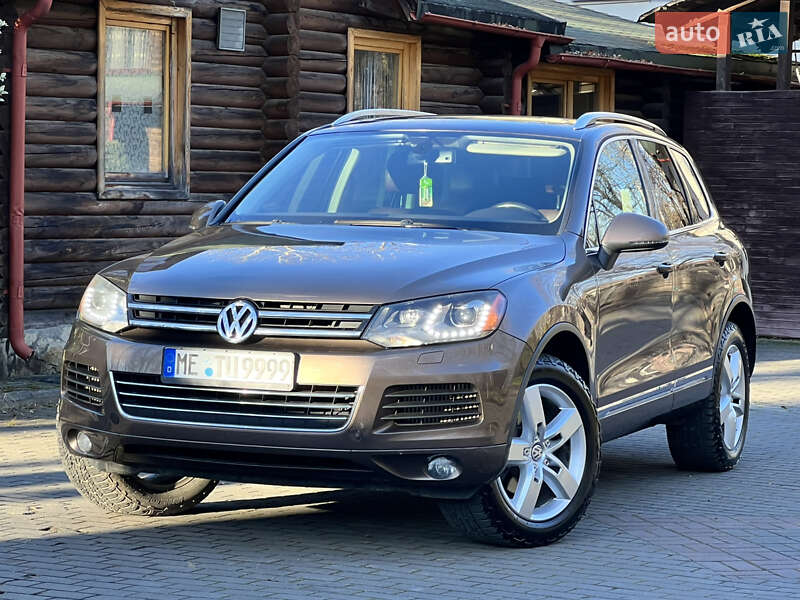 Внедорожник / Кроссовер Volkswagen Touareg 2012 в Трускавце