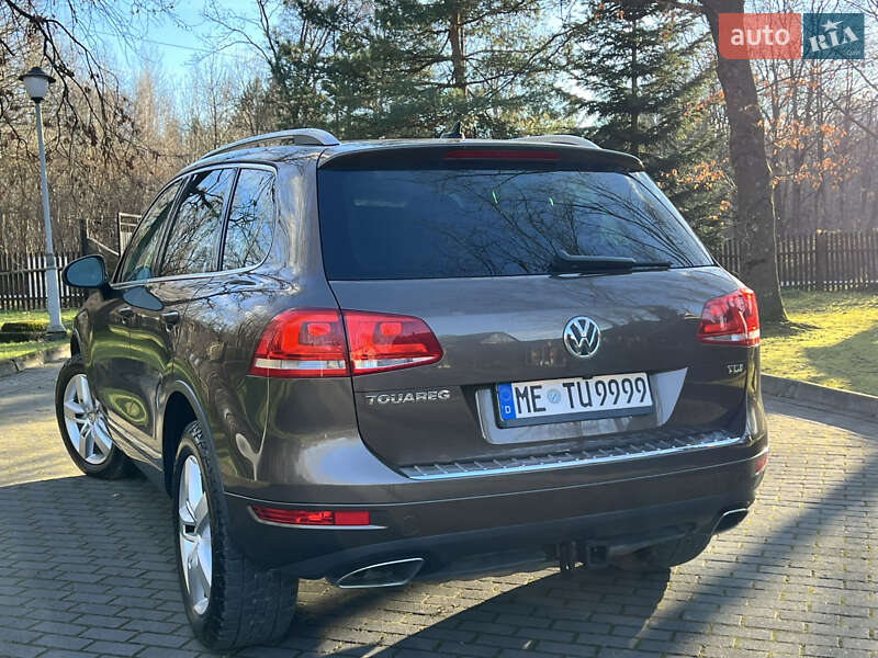 Внедорожник / Кроссовер Volkswagen Touareg 2012 в Трускавце