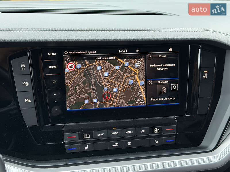 Внедорожник / Кроссовер Volkswagen Touareg 2019 в Киеве