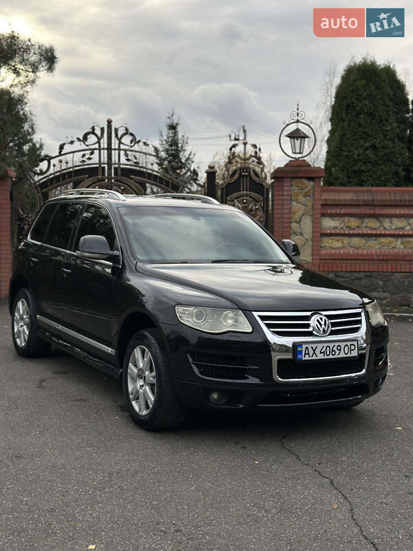 Внедорожник / Кроссовер Volkswagen Touareg 2007 в Виннице