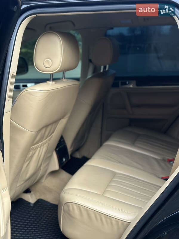 Внедорожник / Кроссовер Volkswagen Touareg 2007 в Виннице