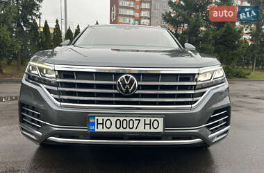 Внедорожник / Кроссовер Volkswagen Touareg 2020 в Тернополе