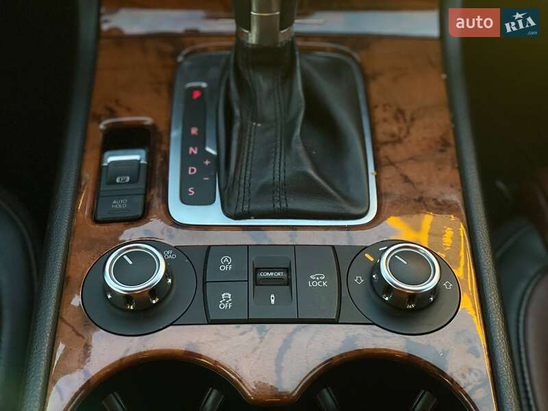 Внедорожник / Кроссовер Volkswagen Touareg 2011 в Львове фото 15 Внедорожник / Кроссовер Volkswagen Touareg 2011 в Львове