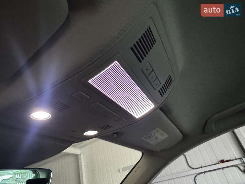 Внедорожник / Кроссовер Volkswagen Touareg 2017 в Тернополе