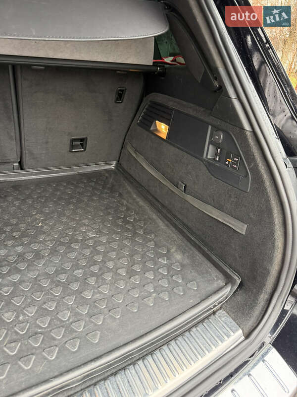 Внедорожник / Кроссовер Volkswagen Touareg 2011 в Белой Церкви фото 13 Внедорожник / Кроссовер Volkswagen Touareg 2011 в Белой Церкви