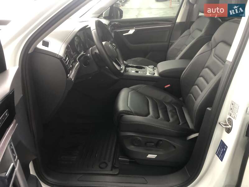 Позашляховик / Кросовер Volkswagen Touareg 2021 в Києві фото 10 Позашляховик / Кросовер Volkswagen Touareg 2021 в Києві