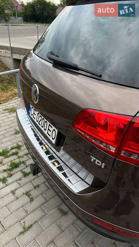Позашляховик / Кросовер Volkswagen Touareg 2010 в Новоселиці
