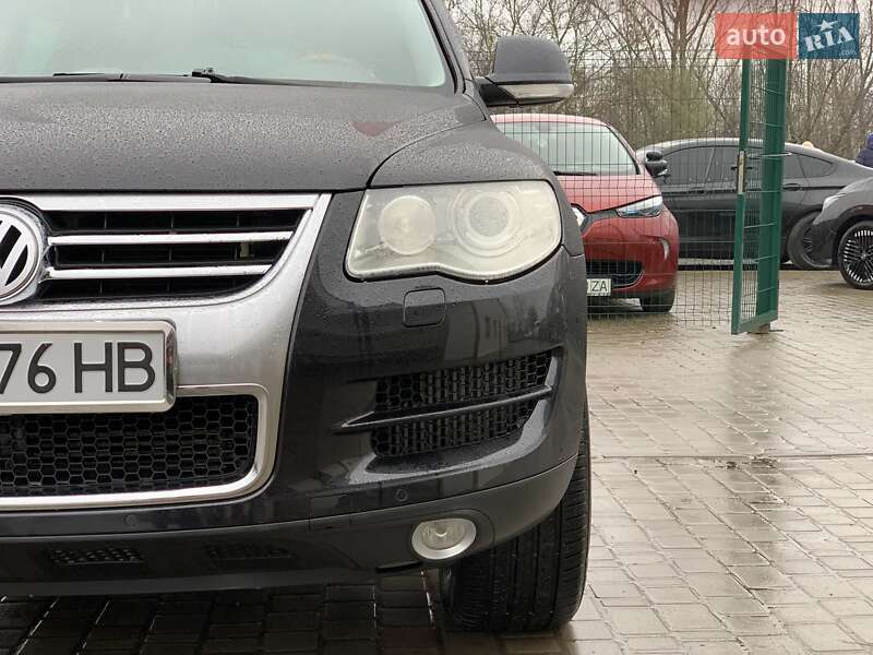 Внедорожник / Кроссовер Volkswagen Touareg 2007 в Бердичеве