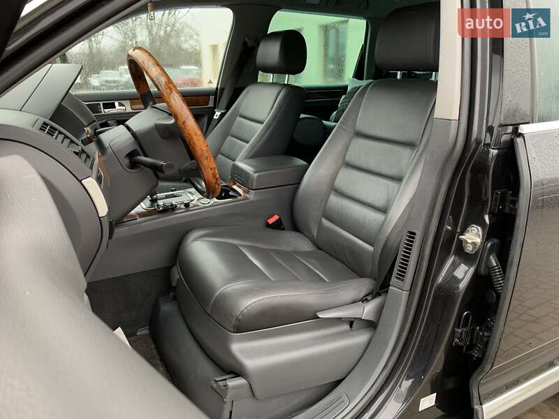 Внедорожник / Кроссовер Volkswagen Touareg 2007 в Бердичеве