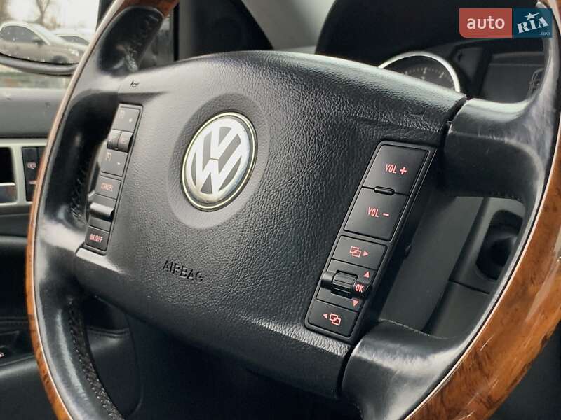 Внедорожник / Кроссовер Volkswagen Touareg 2007 в Бердичеве