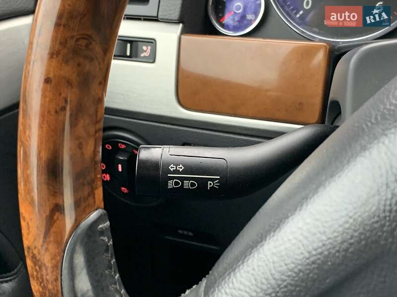 Внедорожник / Кроссовер Volkswagen Touareg 2007 в Бердичеве