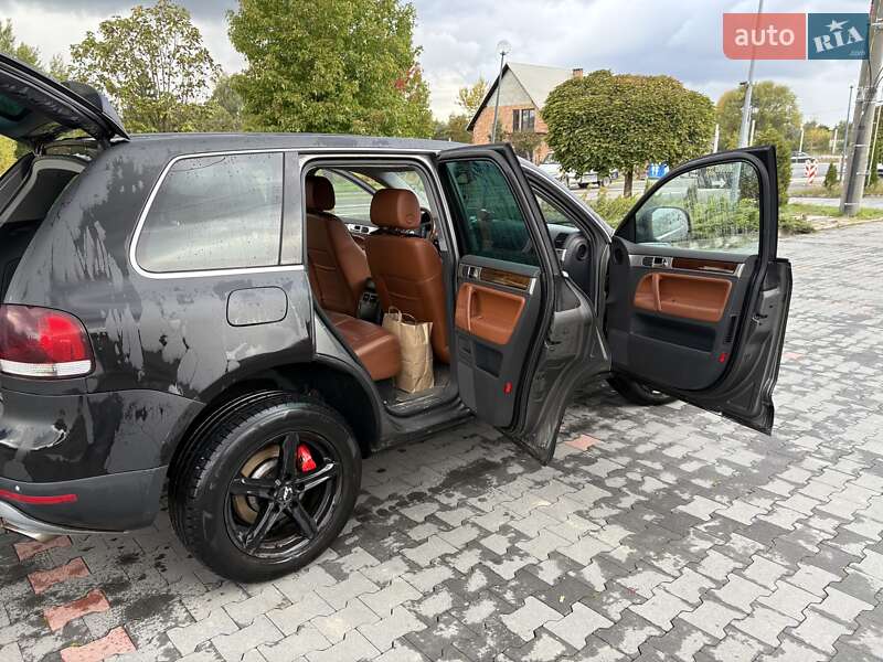 Позашляховик / Кросовер Volkswagen Touareg 2007 в Івано-Франківську