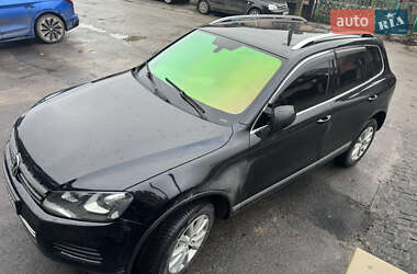 Внедорожник / Кроссовер Volkswagen Touareg 2012 в Тернополе