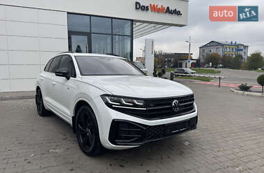 Позашляховик / Кросовер Volkswagen Touareg 2024 в Хмельницькому