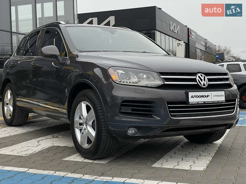 Внедорожник / Кроссовер Volkswagen Touareg 2012 в Одессе фото 4 Внедорожник / Кроссовер Volkswagen Touareg 2012 в Одессе