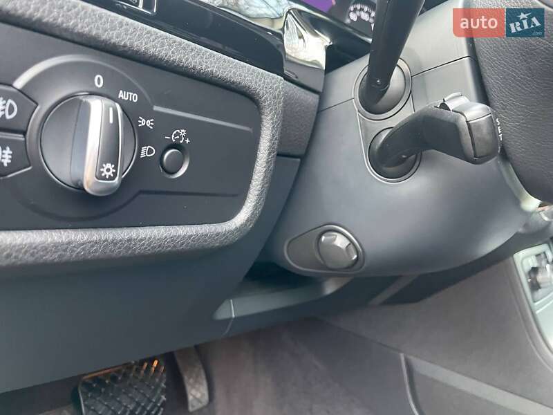 Позашляховик / Кросовер Volkswagen Touareg 2014 в Старокостянтинові фото 40 Позашляховик / Кросовер Volkswagen Touareg 2014 в Старокостянтинові