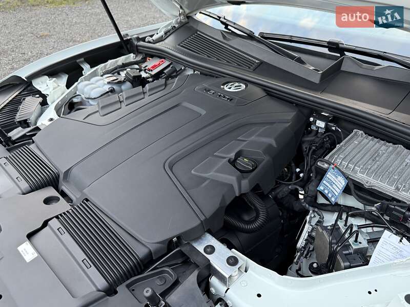 Внедорожник / Кроссовер Volkswagen Touareg 2021 в Виннице