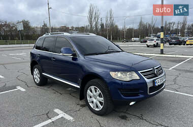 Позашляховик / Кросовер Volkswagen Touareg 2009 в Києві