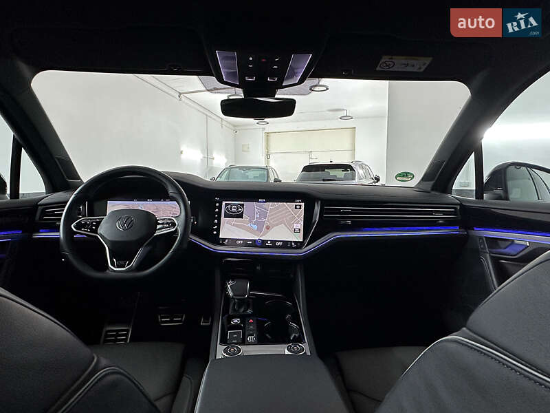 Позашляховик / Кросовер Volkswagen Touareg 2022 в Козятині