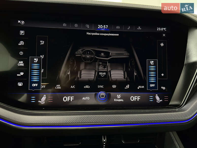 Позашляховик / Кросовер Volkswagen Touareg 2022 в Козятині