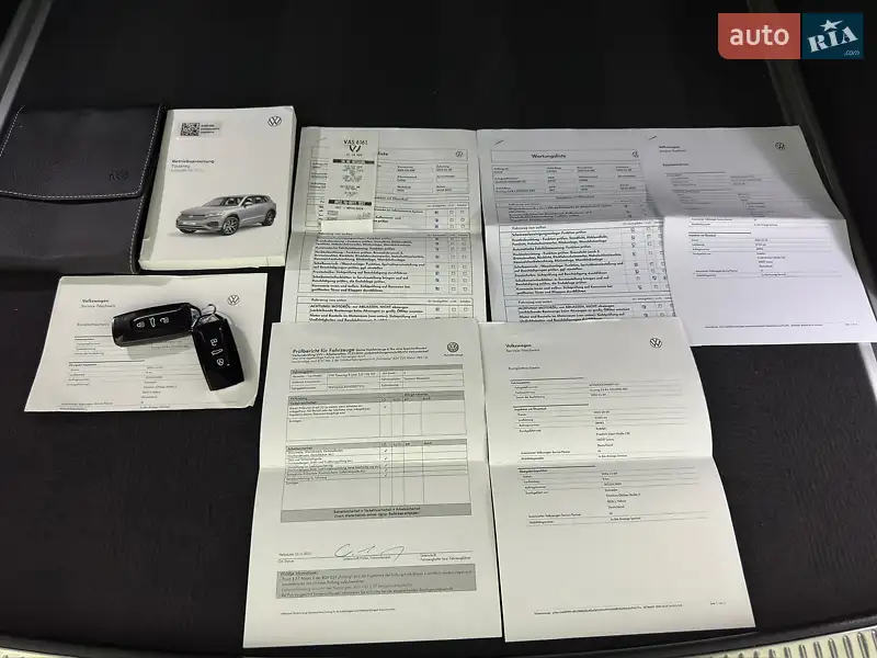 Позашляховик / Кросовер Volkswagen Touareg 2022 в Козятині документ