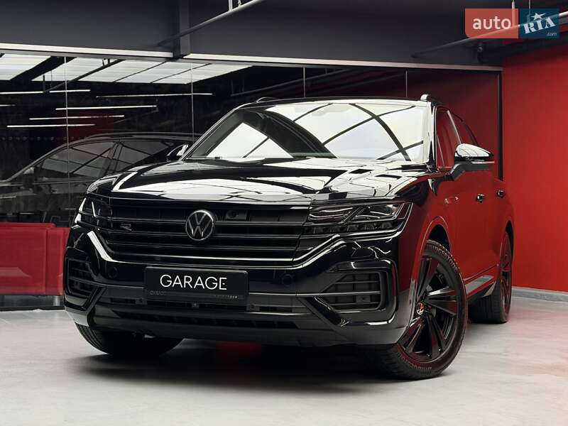 Внедорожник / Кроссовер Volkswagen Touareg 2021 в Киеве