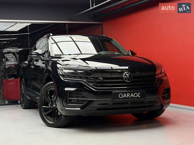 Внедорожник / Кроссовер Volkswagen Touareg 2021 в Киеве