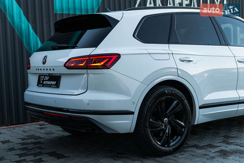 Внедорожник / Кроссовер Volkswagen Touareg 2019 в Мукачево