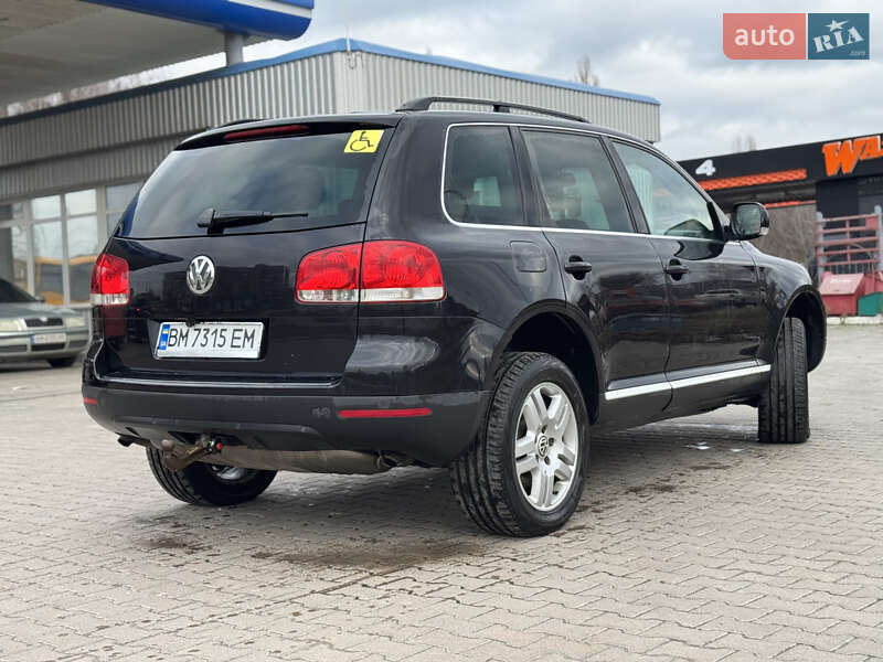 Внедорожник / Кроссовер Volkswagen Touareg 2006 в Сумах