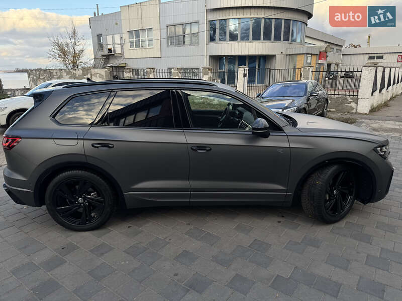 Внедорожник / Кроссовер Volkswagen Touareg 2024 в Запорожье