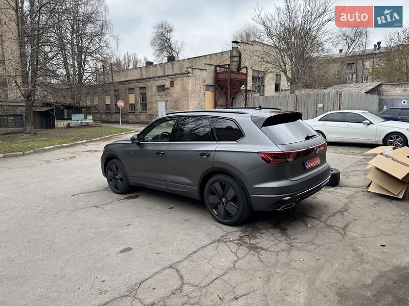 Внедорожник / Кроссовер Volkswagen Touareg 2024 в Запорожье
