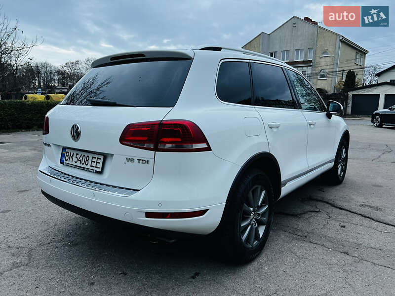 Внедорожник / Кроссовер Volkswagen Touareg 2013 в Одессе