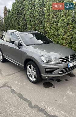 Позашляховик / Кросовер Volkswagen Touareg 2015 в Білій Церкві