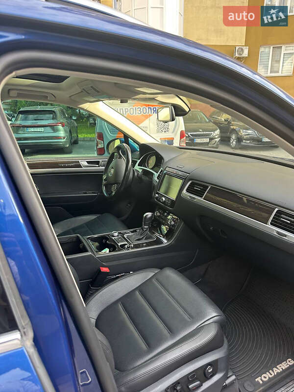 Позашляховик / Кросовер Volkswagen Touareg 2016 в Тернополі фото 17 Позашляховик / Кросовер Volkswagen Touareg 2016 в Тернополі