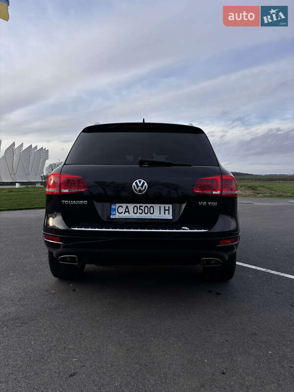 Внедорожник / Кроссовер Volkswagen Touareg 2011 в Шполе