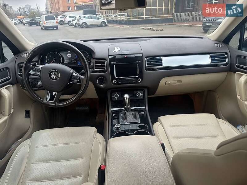 Внедорожник / Кроссовер Volkswagen Touareg 2013 в Киеве фото 7 Внедорожник / Кроссовер Volkswagen Touareg 2013 в Киеве