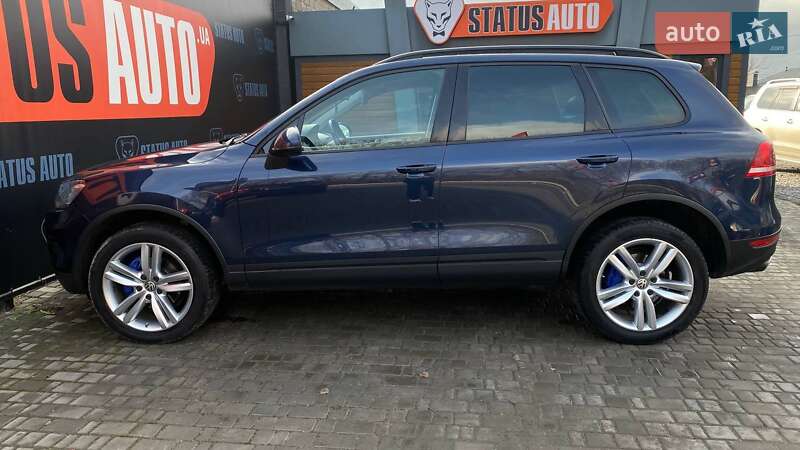 Внедорожник / Кроссовер Volkswagen Touareg 2013 в Виннице