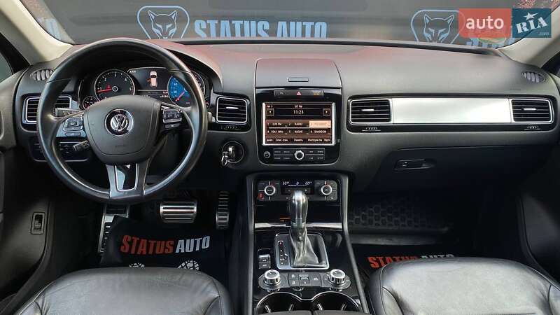 Внедорожник / Кроссовер Volkswagen Touareg 2013 в Виннице