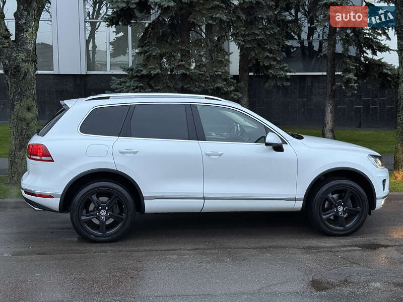 Внедорожник / Кроссовер Volkswagen Touareg 2017 в Киеве фото 2 Внедорожник / Кроссовер Volkswagen Touareg 2017 в Киеве
