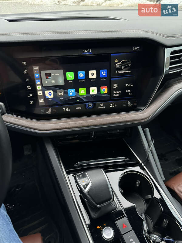 Позашляховик / Кросовер Volkswagen Touareg 2021 в Львові