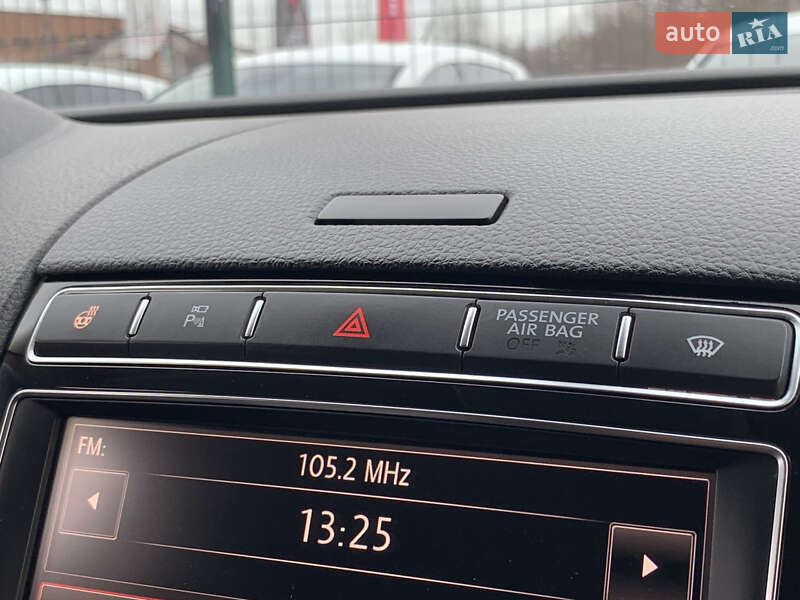 Позашляховик / Кросовер Volkswagen Touareg 2014 в Бердичеві